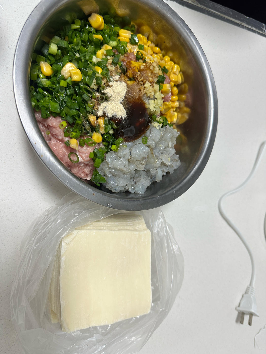 猪肉虾仁玉米馄饨