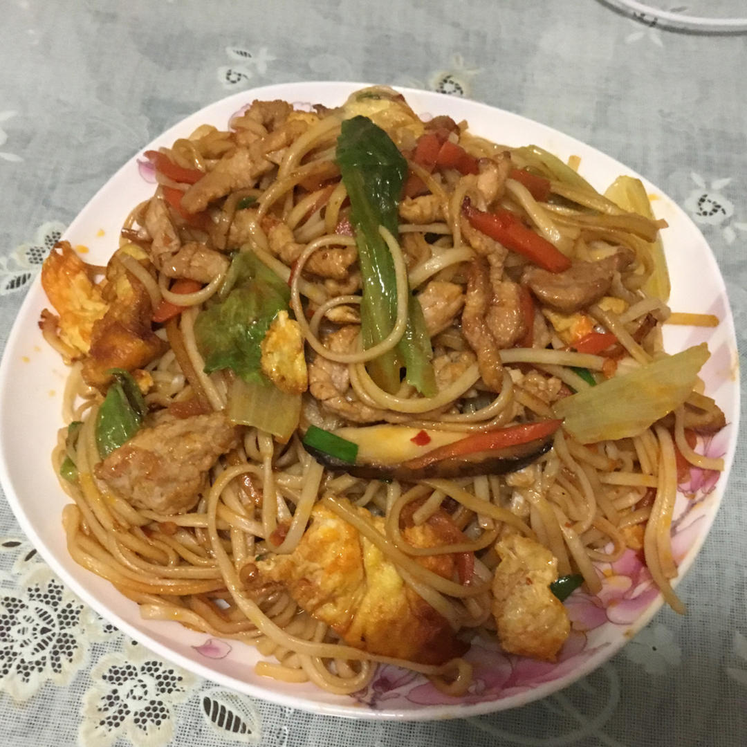 中式炒意面
