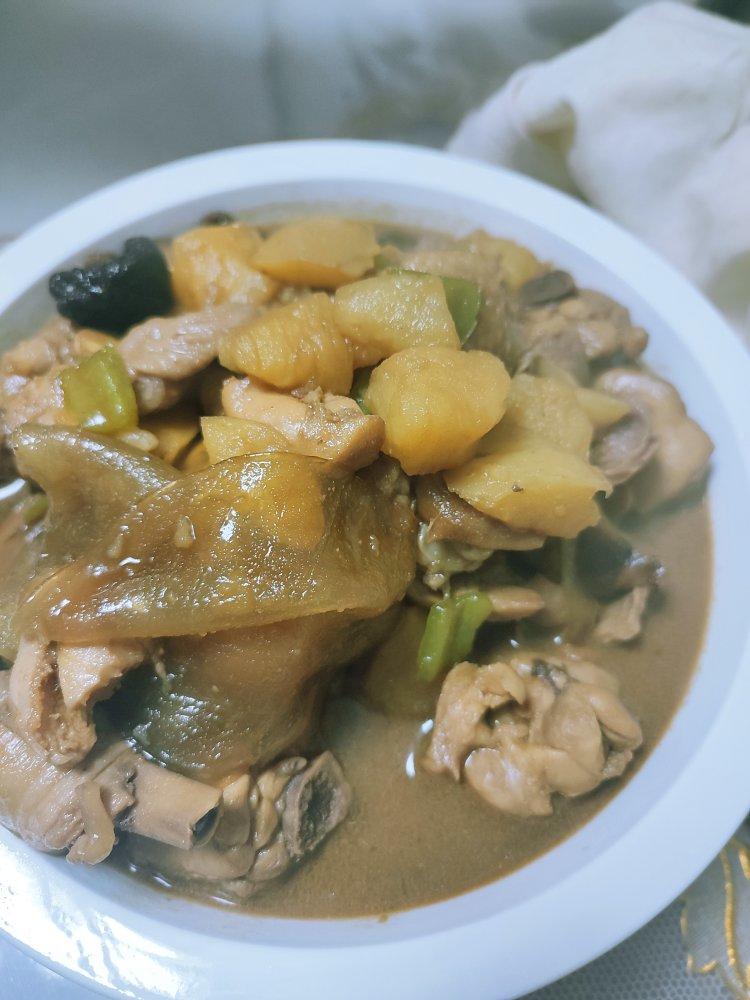 红烧土豆炖鸡块（鸡腿）
