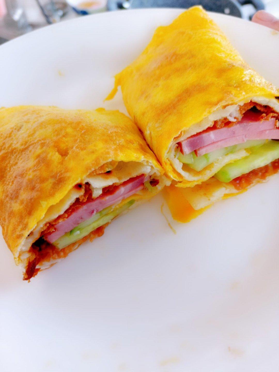 家庭版煎饼果子---快手健康早餐，利用家里现有材料