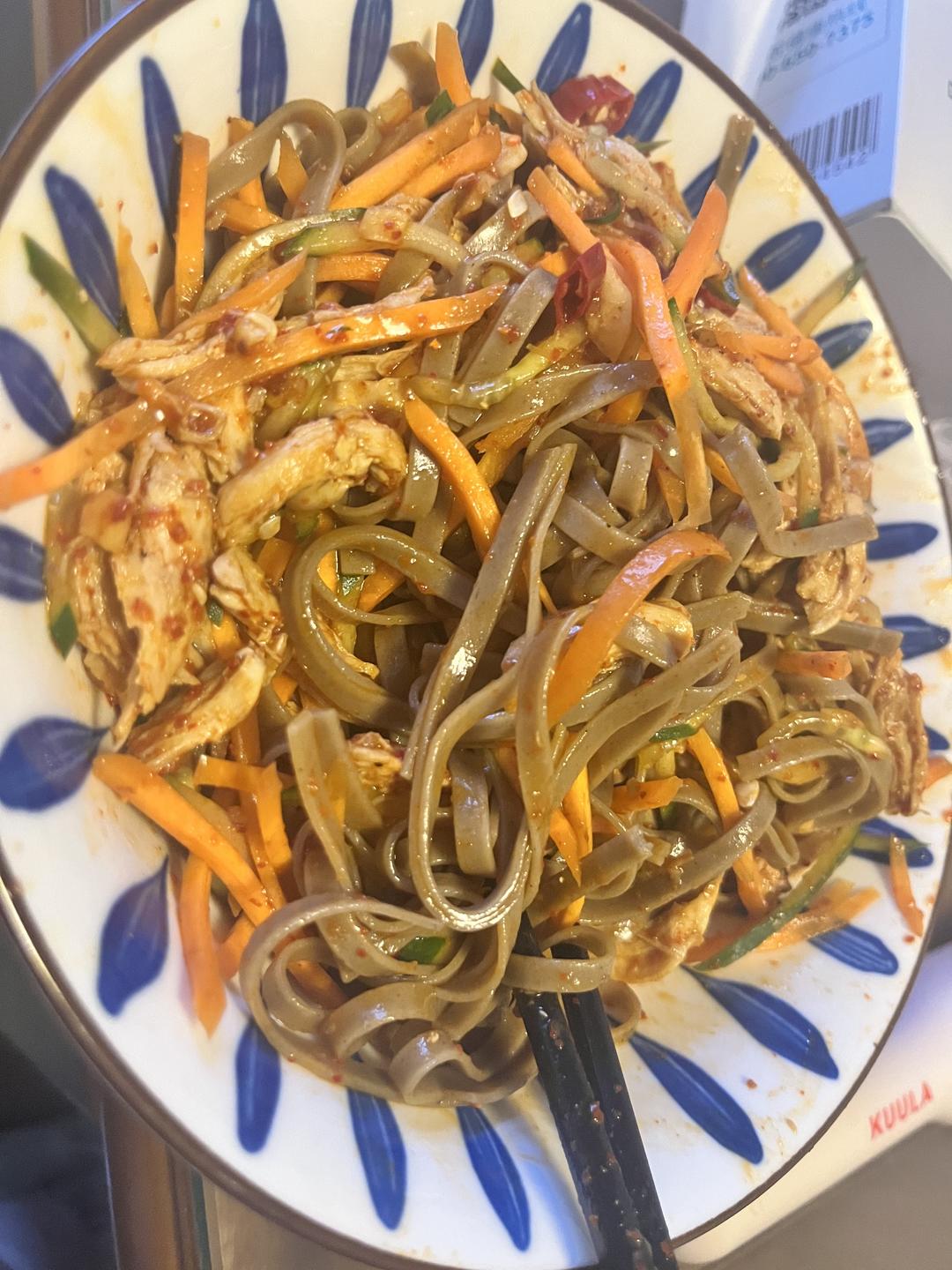 快手减脂餐❗️爆好吃的凉拌鸡丝荞麦面