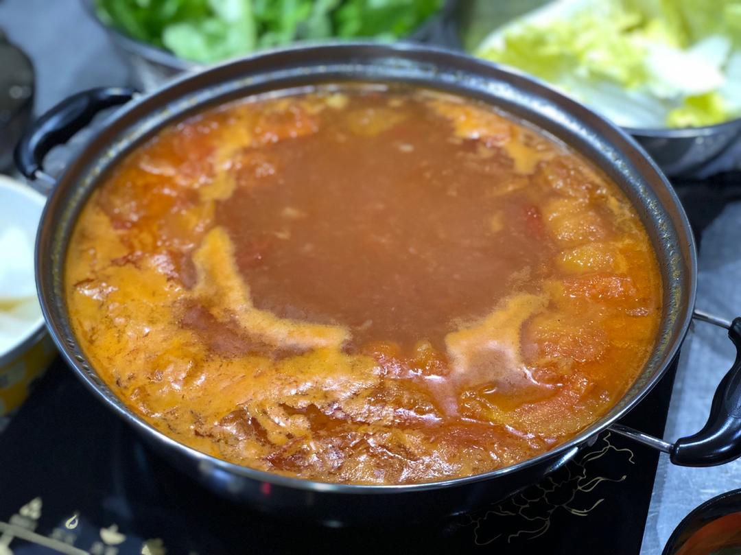 六颗番茄🍅火锅汤底