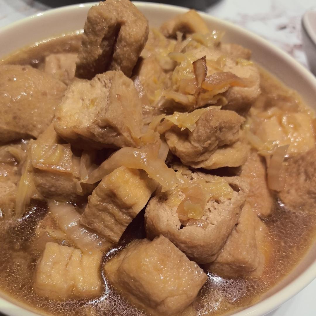 好吃到连汤汁都不剩的白菜焖豆泡，给肉都不换