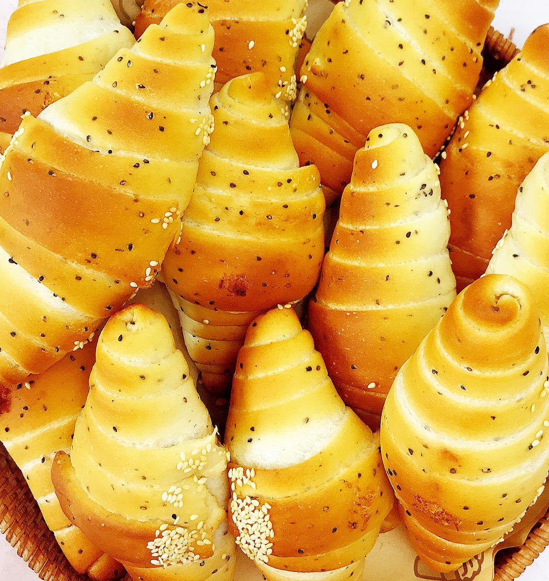 日式肉松海苔海盐面包卷｜简直太香了｜咸香风味