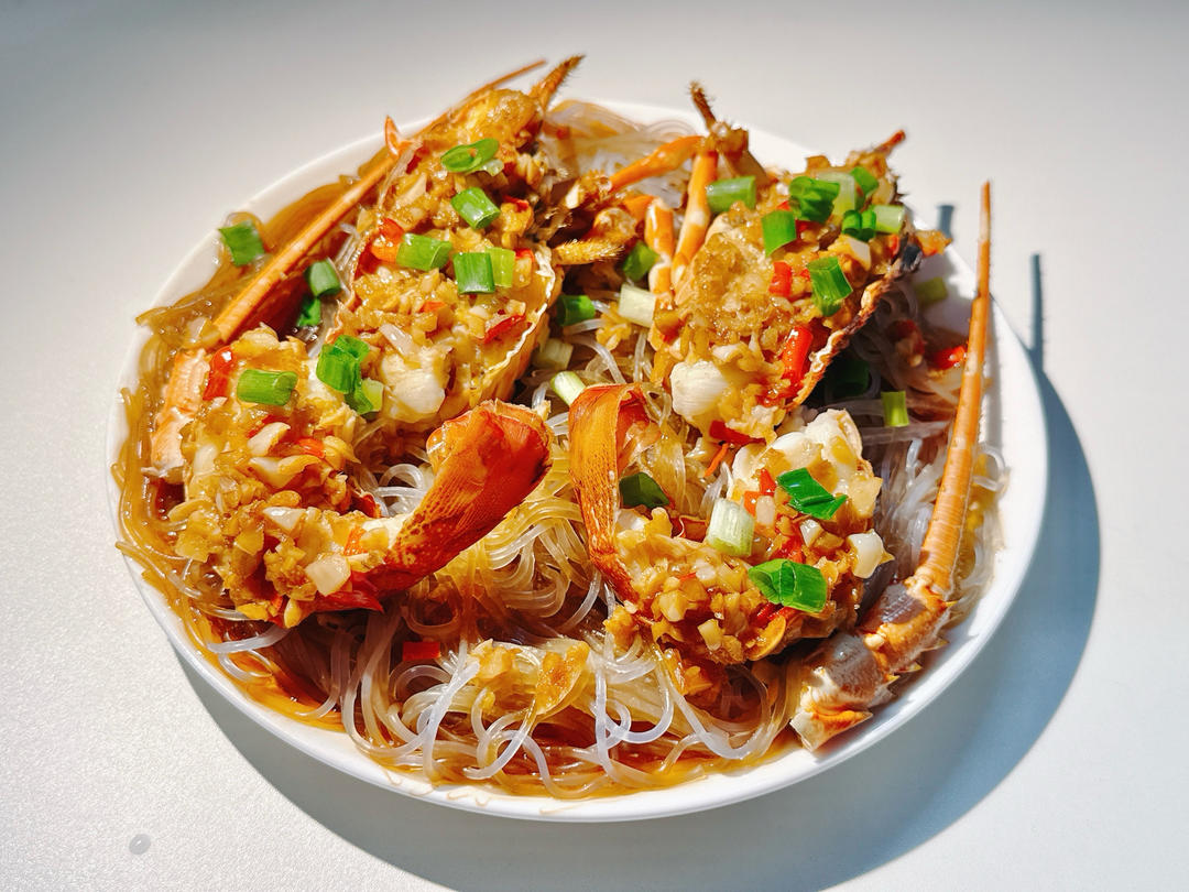 蒜蓉粉丝蒸龙虾（小青龙）
