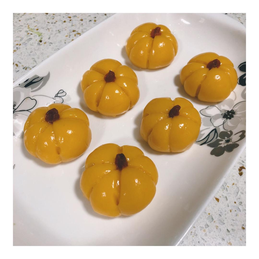 可爱呆萌南瓜饼