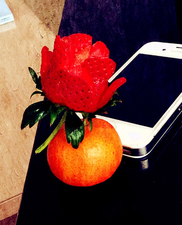草莓玫瑰花
