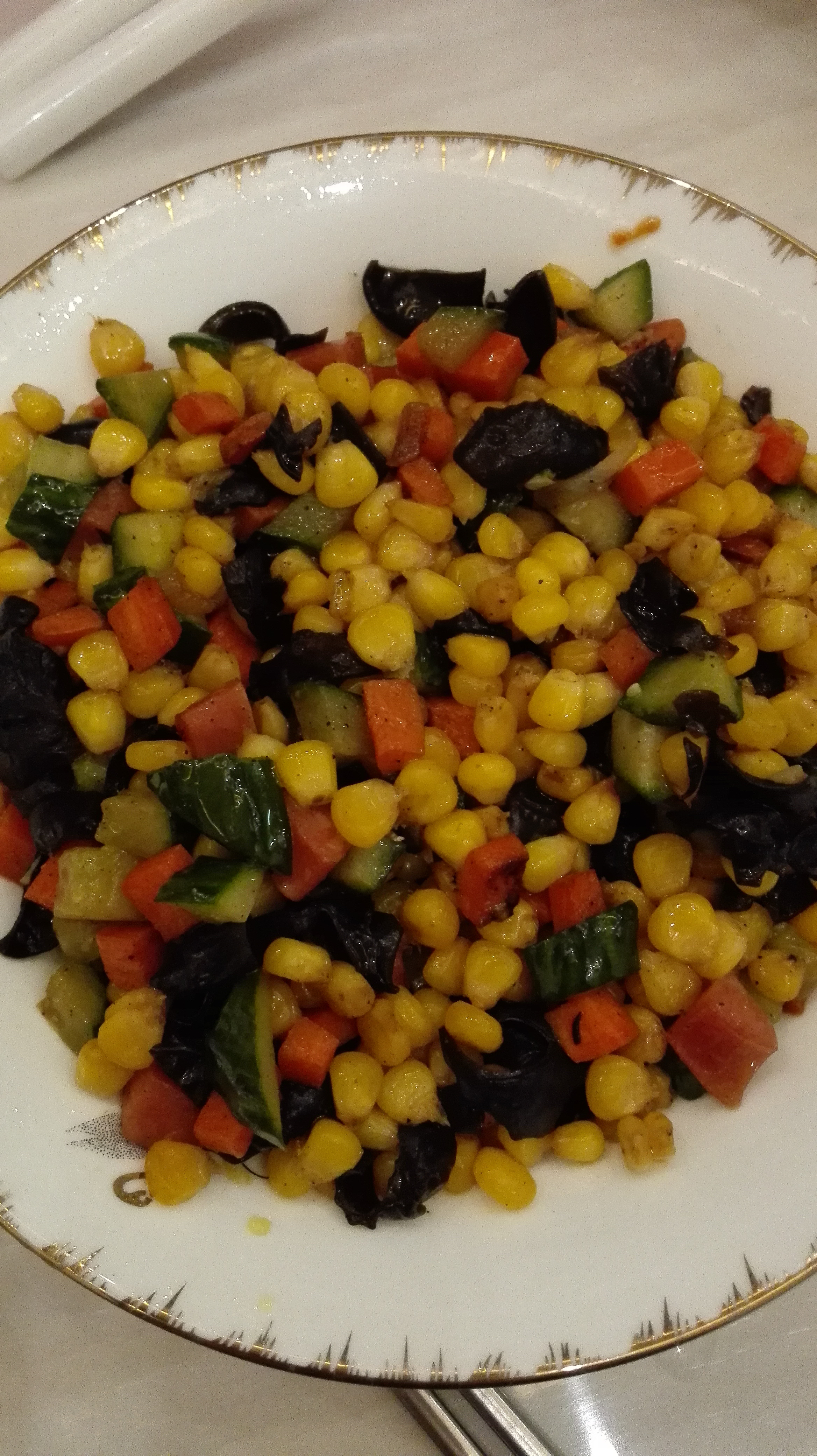 胡萝卜玉米炒黄瓜