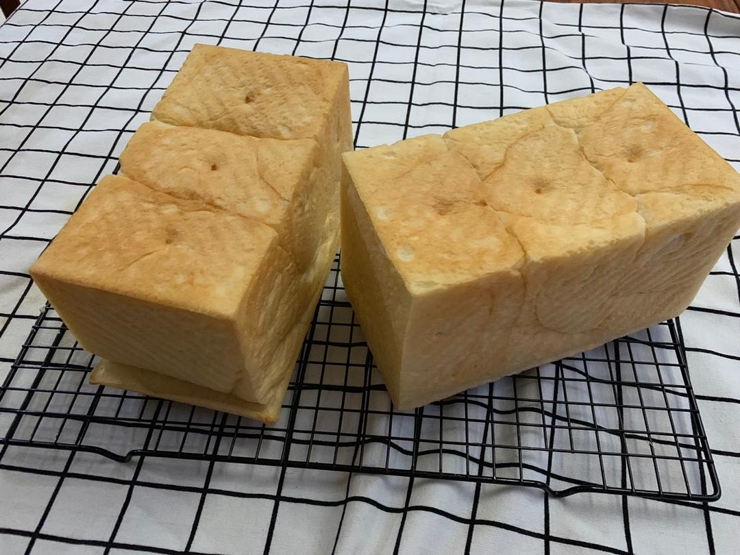 杏仁奶油吐司