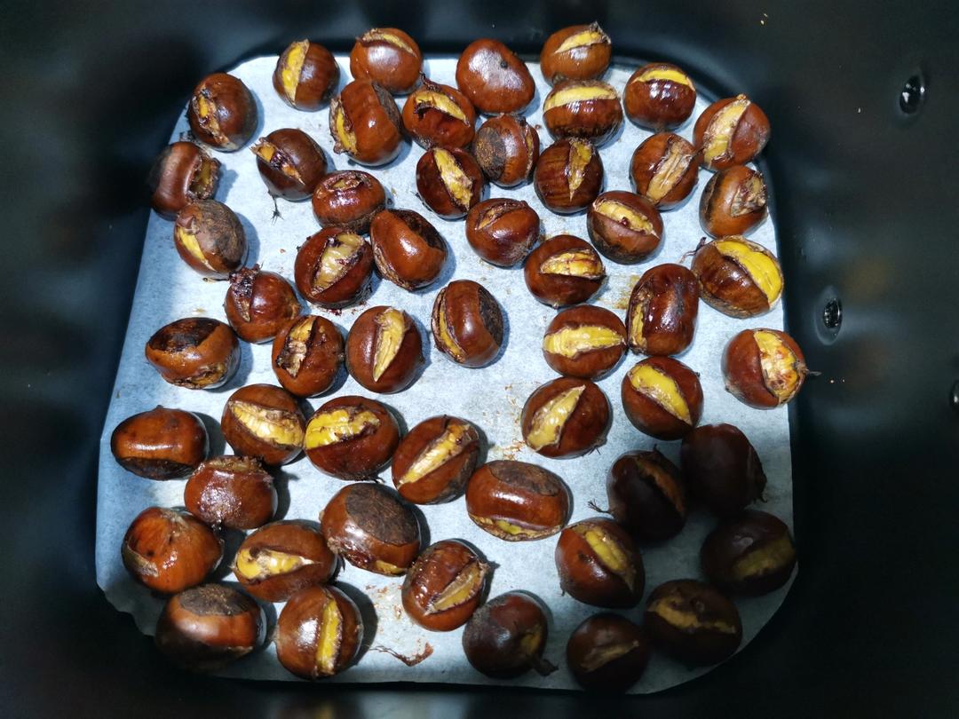 慵懒美丽的栗子