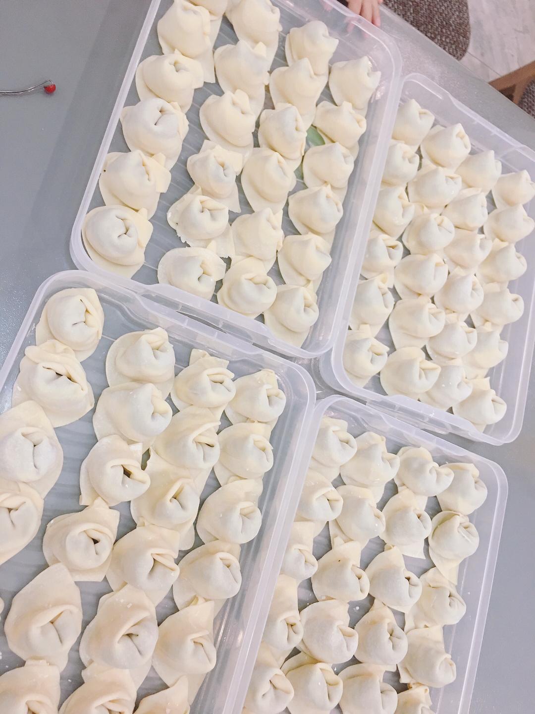 荠菜鲜肉馄饨