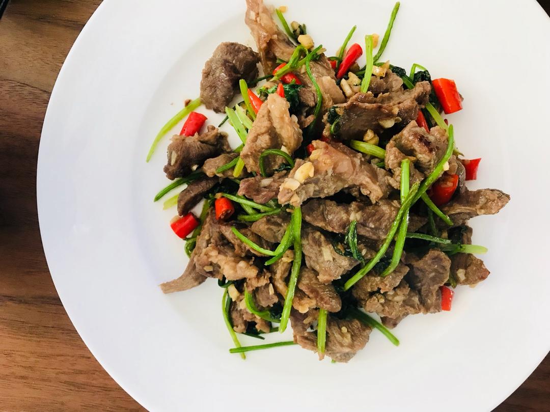 香菜牛肉