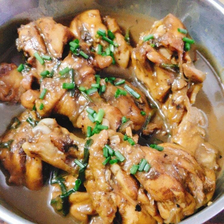 🔥好吃到飙泪的秘汁多汁蒜香鸡腿，鲜嫩到流口水。