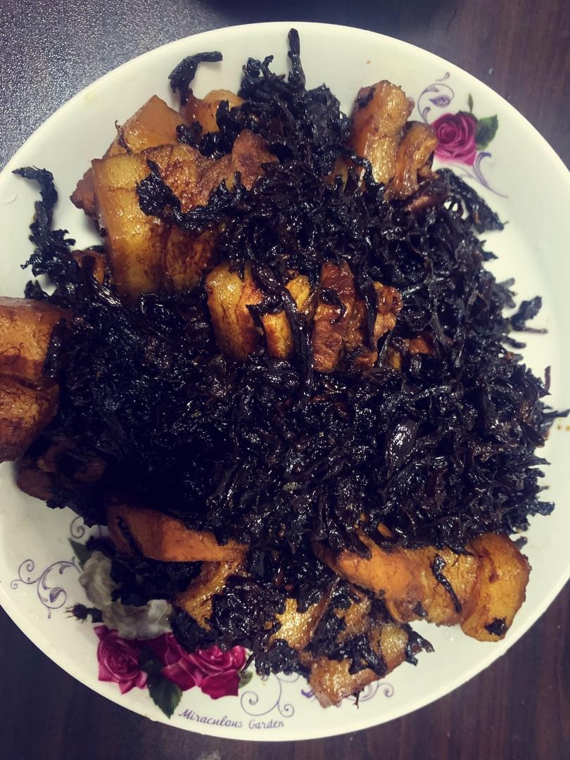 下饭神器梅干菜烧肉