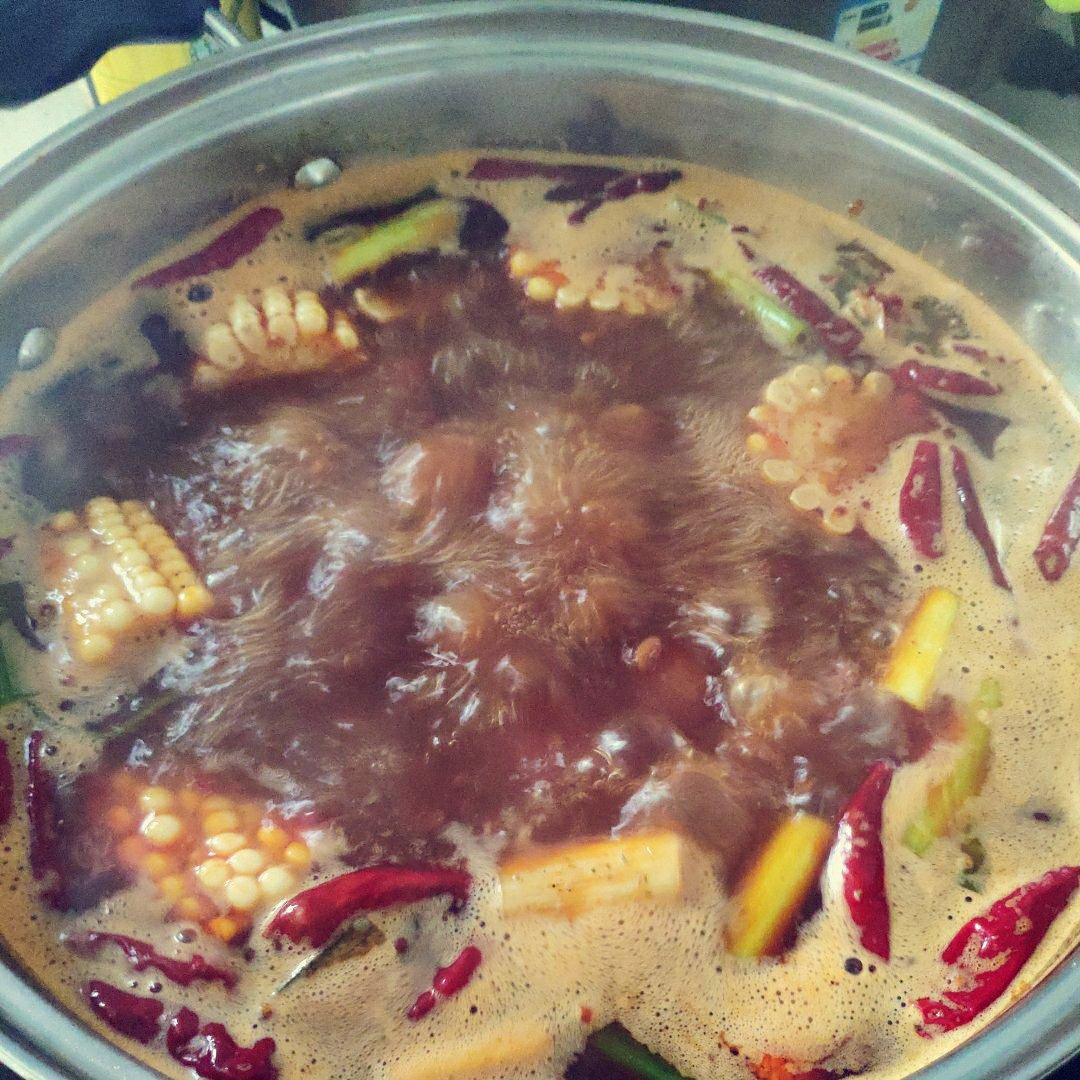 自制麻辣重庆火锅