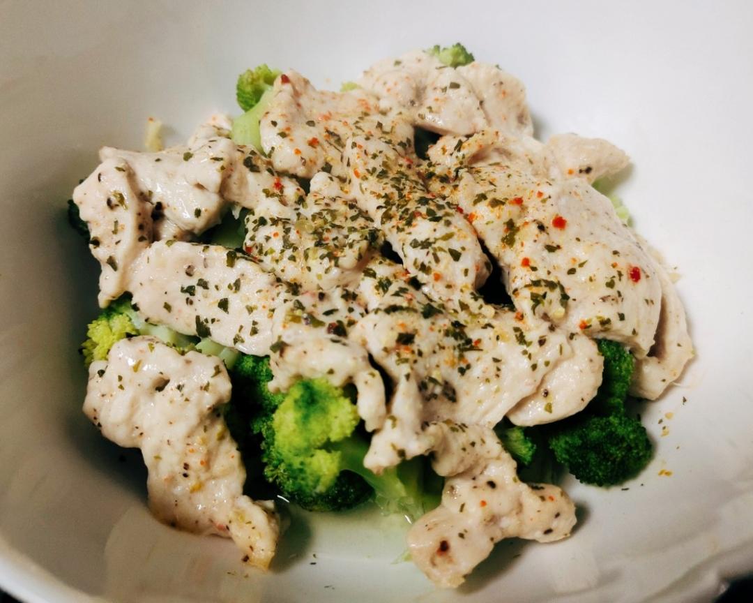 低卡西兰花蒸鸡胸肉