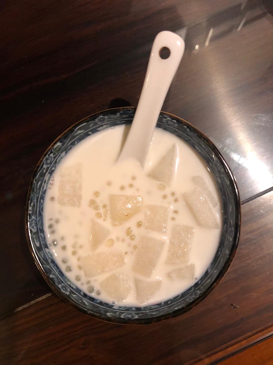 芒果椰汁西米露