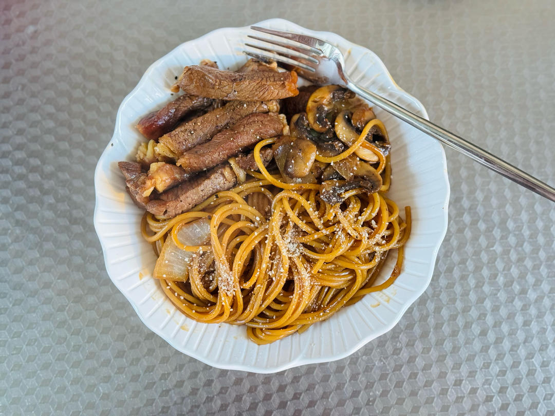 秒杀西餐厅黑椒牛排意面🍝