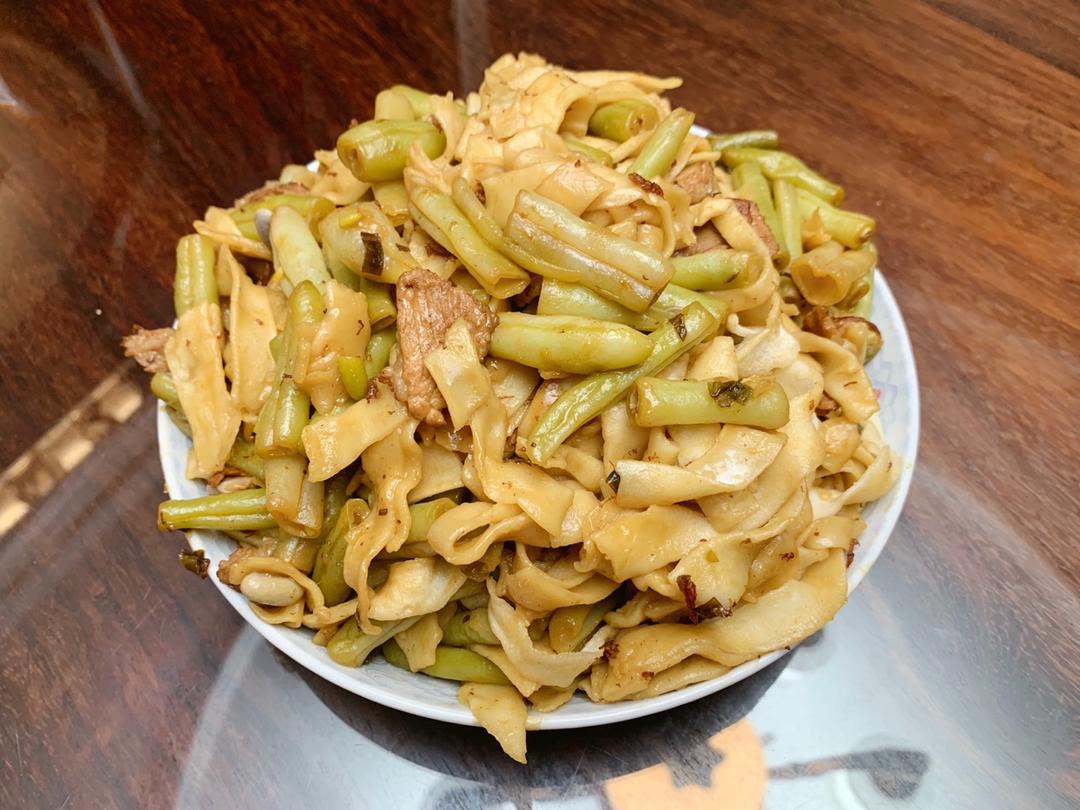 豆角焖面