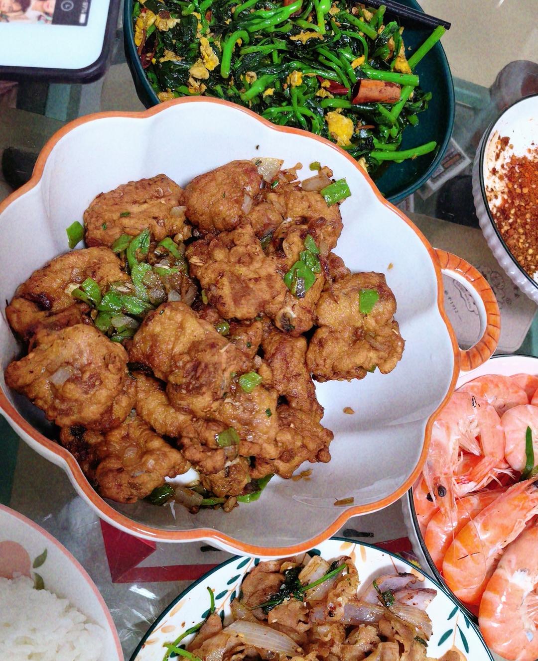 家庭版蒜香排骨