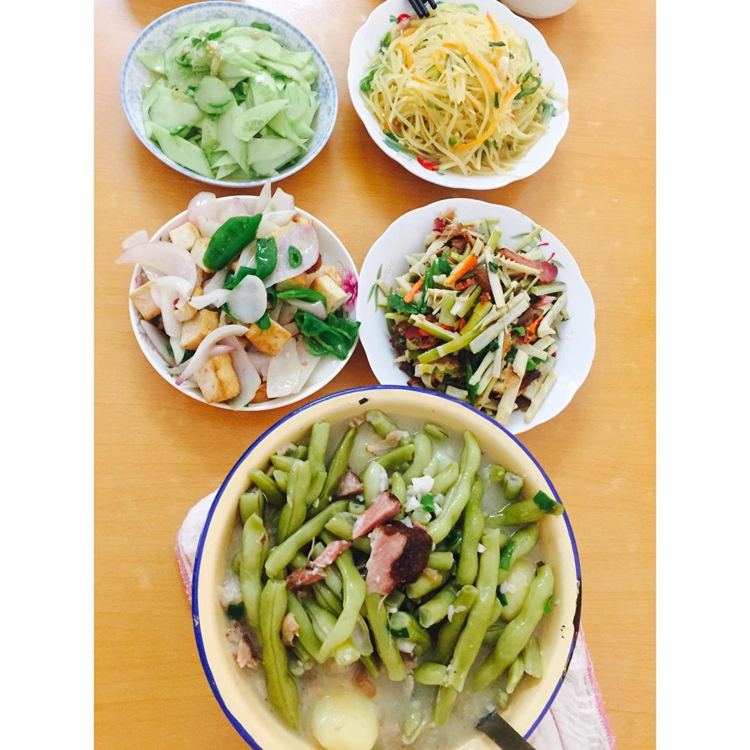 土豆炖豆角