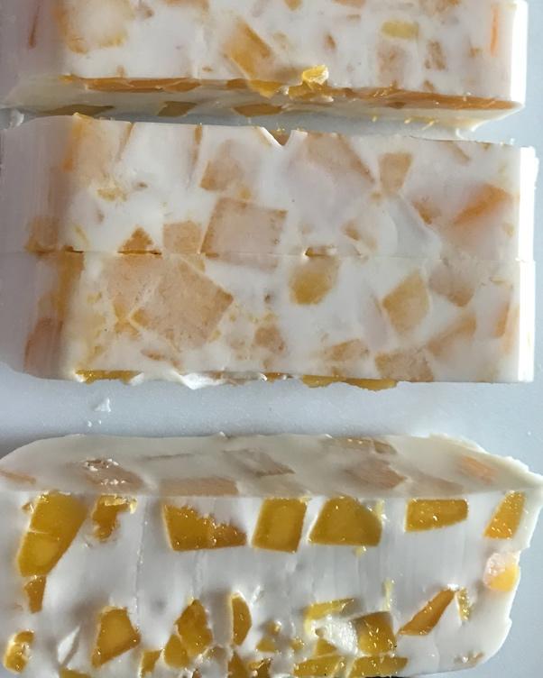 牛奶芒果布丁（吉利丁片）