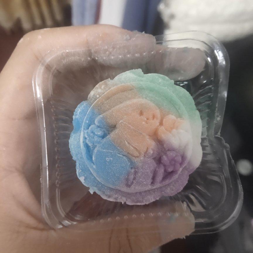 马卡龙色冰皮月饼