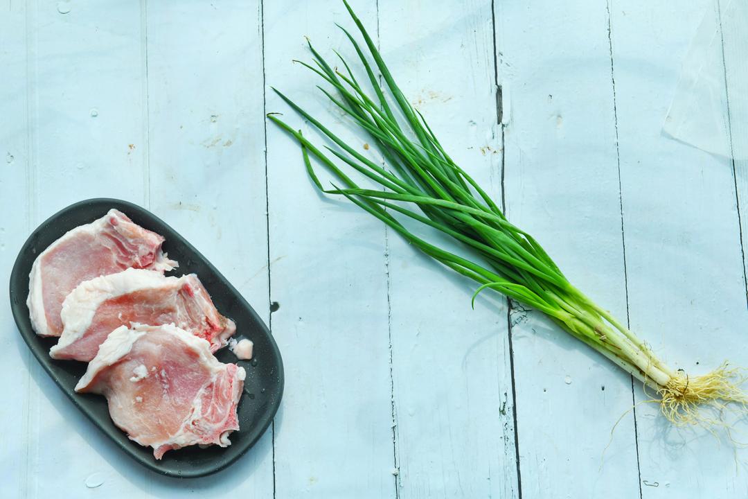 葱烤大排的做法