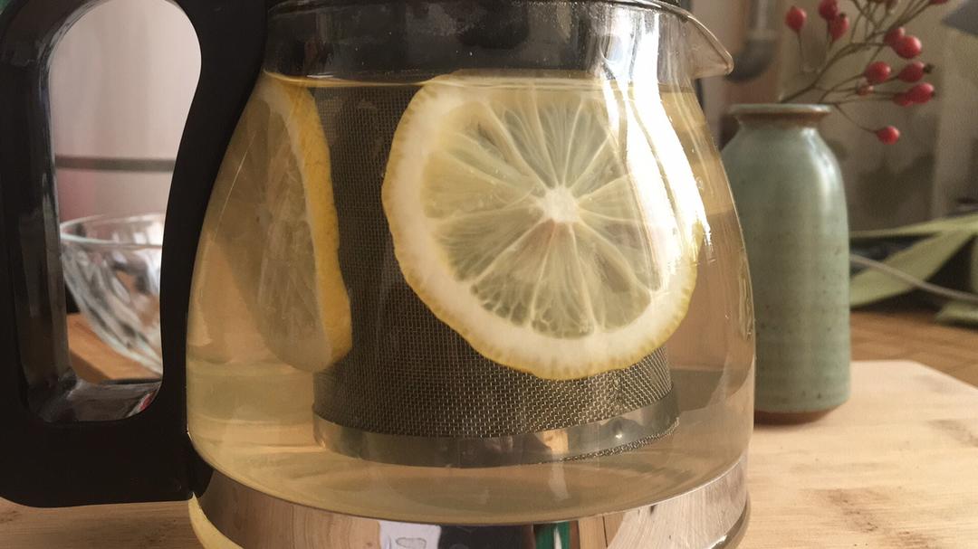 「止咳下火」蜂蜜柠檬绿茶