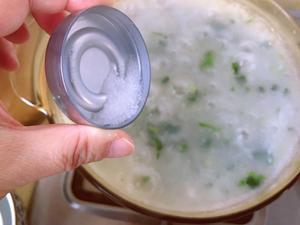 芹菜瘦肉粥的做法 步骤10