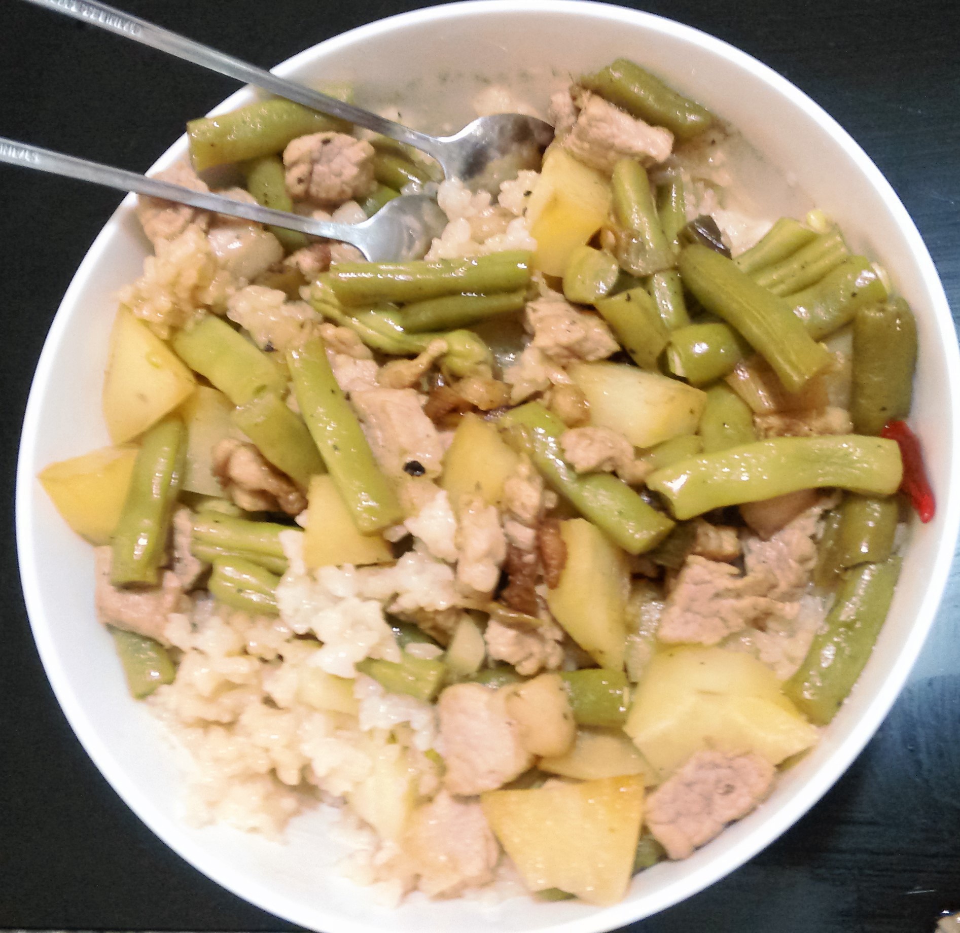 土豆焖饭（电饭锅版）