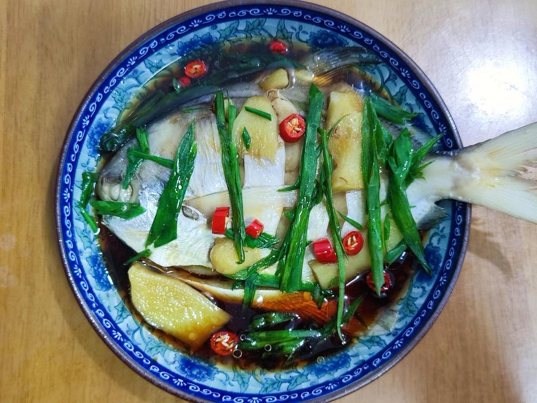 清蒸鲳鱼