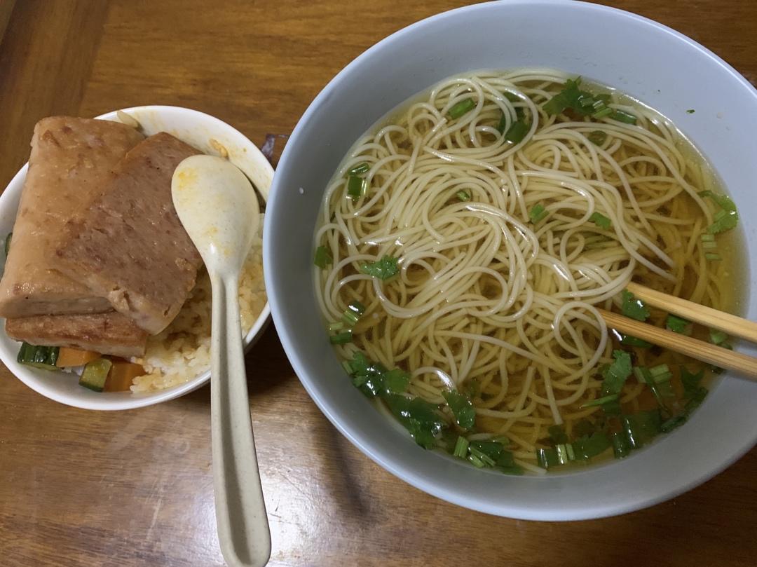 快手早餐-酱汤面，汤都喝光