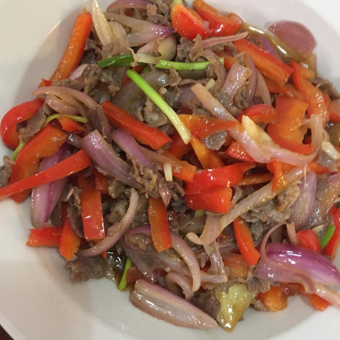 黑椒洋葱牛肉