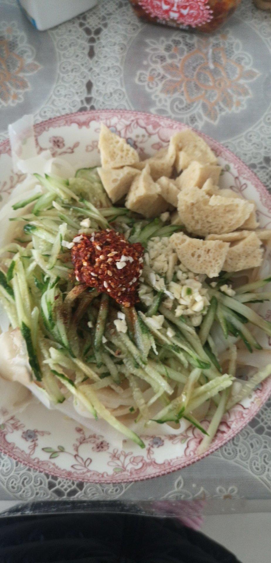 凉皮-家庭自制（告诉你自己做更劲道的秘诀）