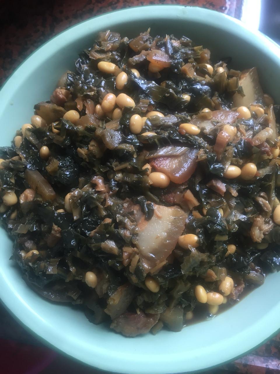 黄豆炒咸菜