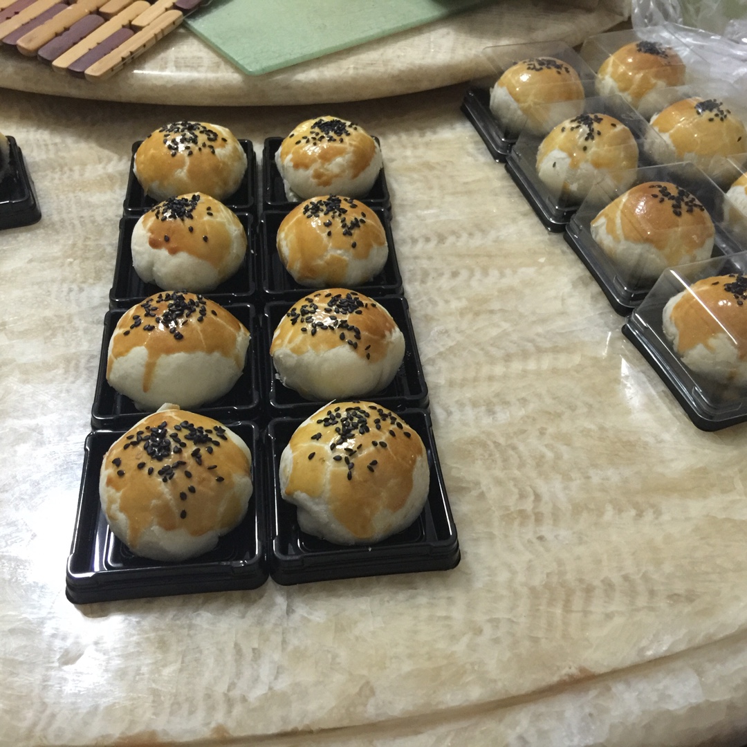 蛋黄酥