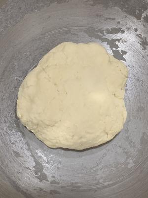 像面包般柔软的奶香馒头（最简单的揉面做法)的做法 步骤2