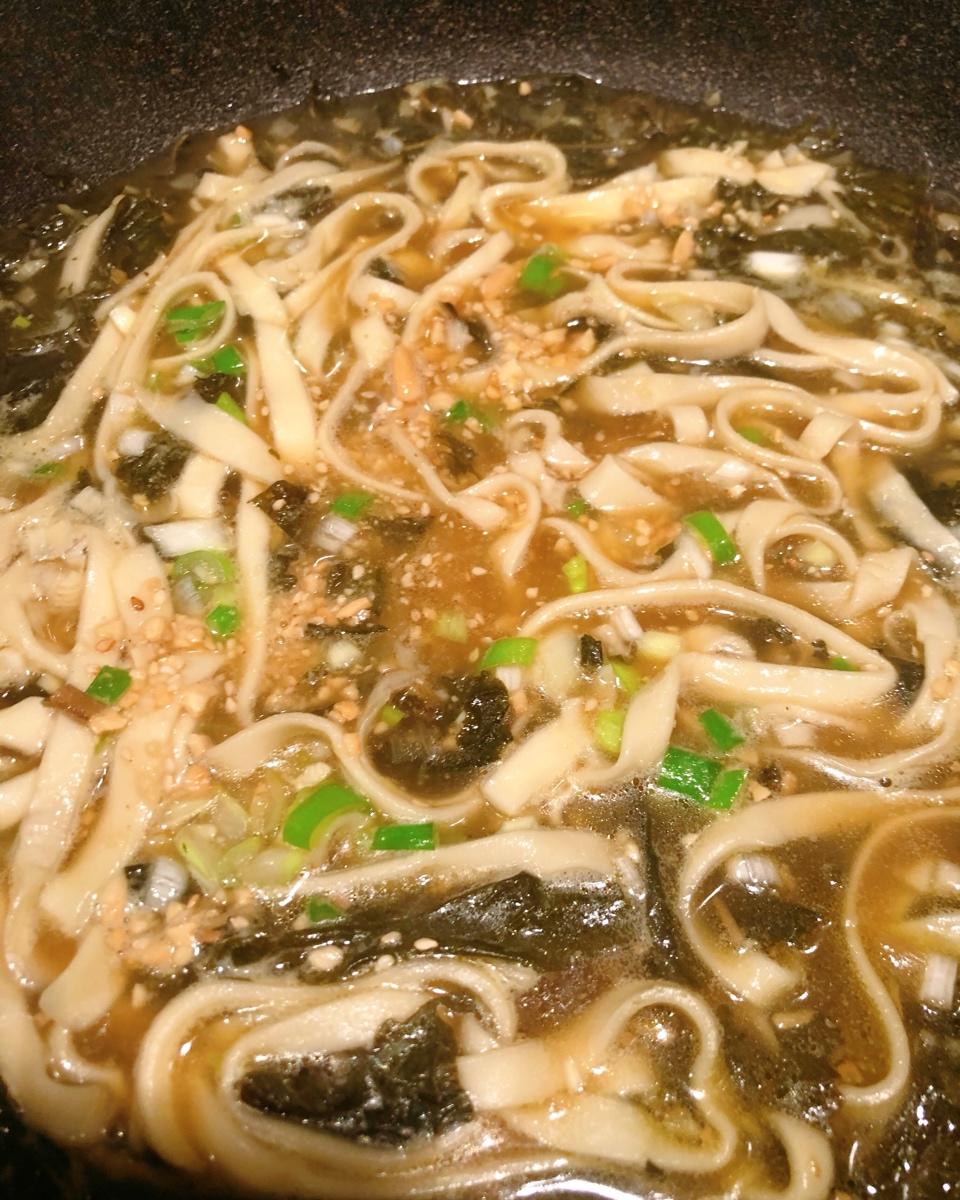 芝麻叶糊汤面