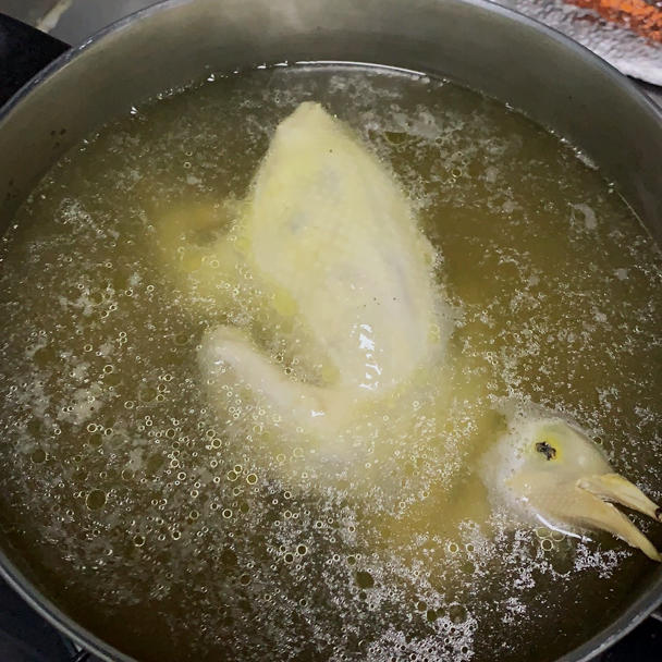 红枣枸杞乳鸽汤