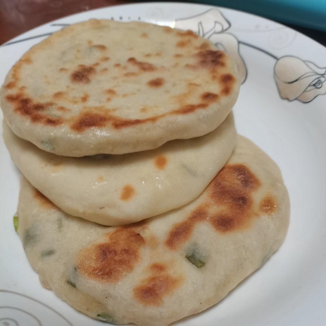 发面椒香葱花饼（超级宣软）