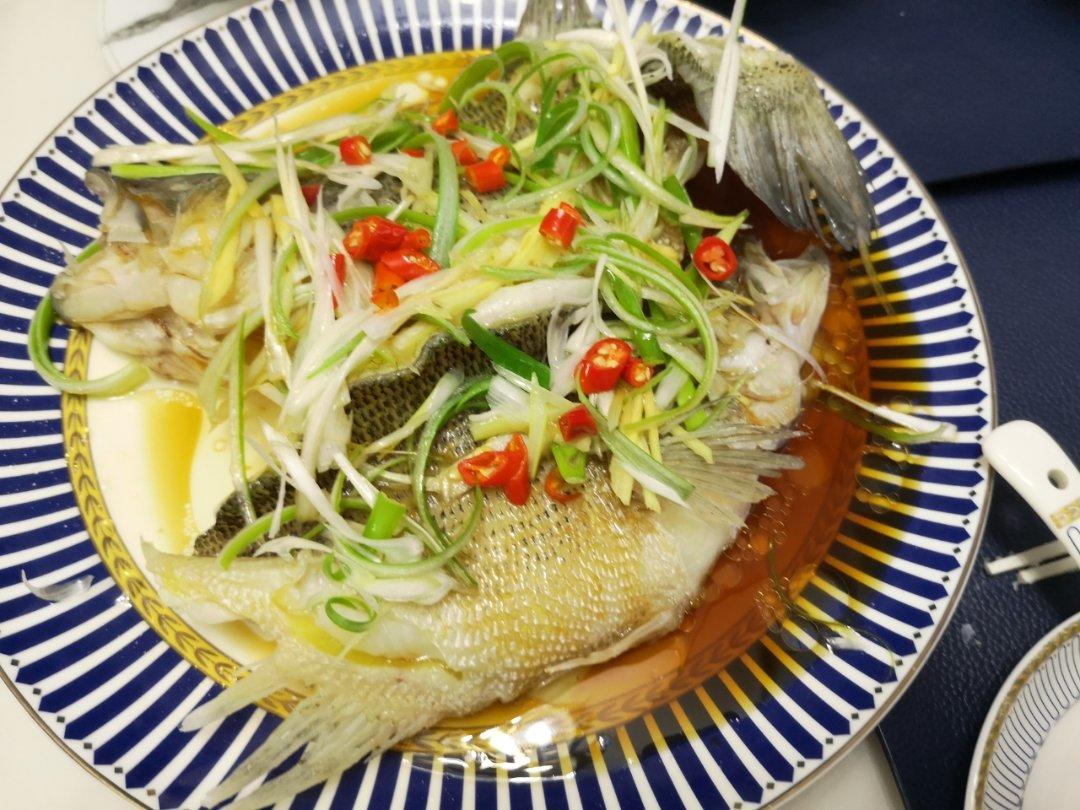 清蒸鲈鱼（海鲜系列一）
