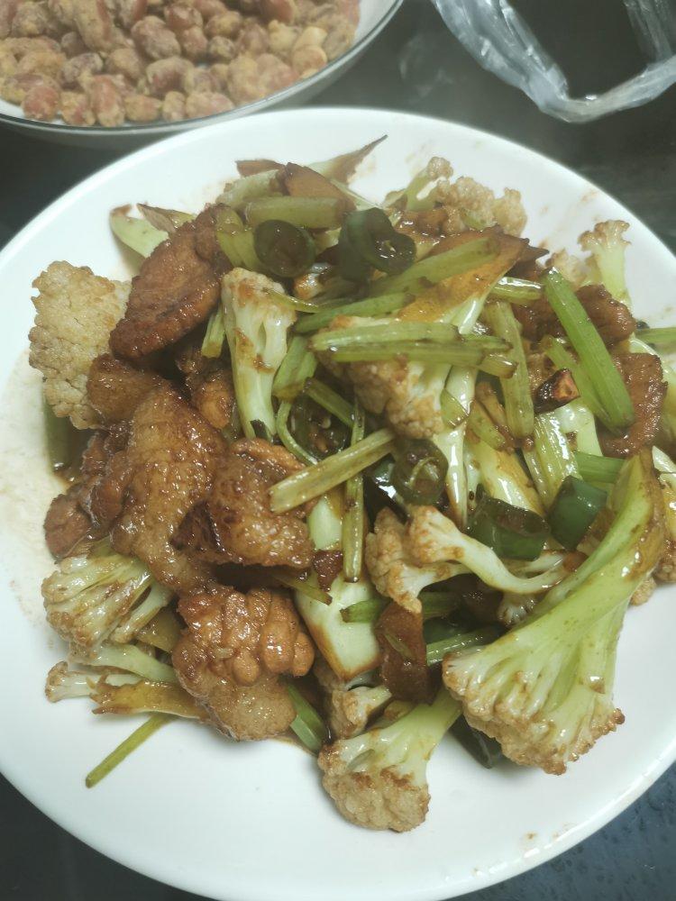 和饭店一个味道的干锅花菜