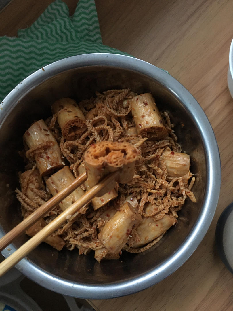 自制辣条（豆肠）