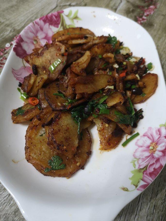 干锅土豆片