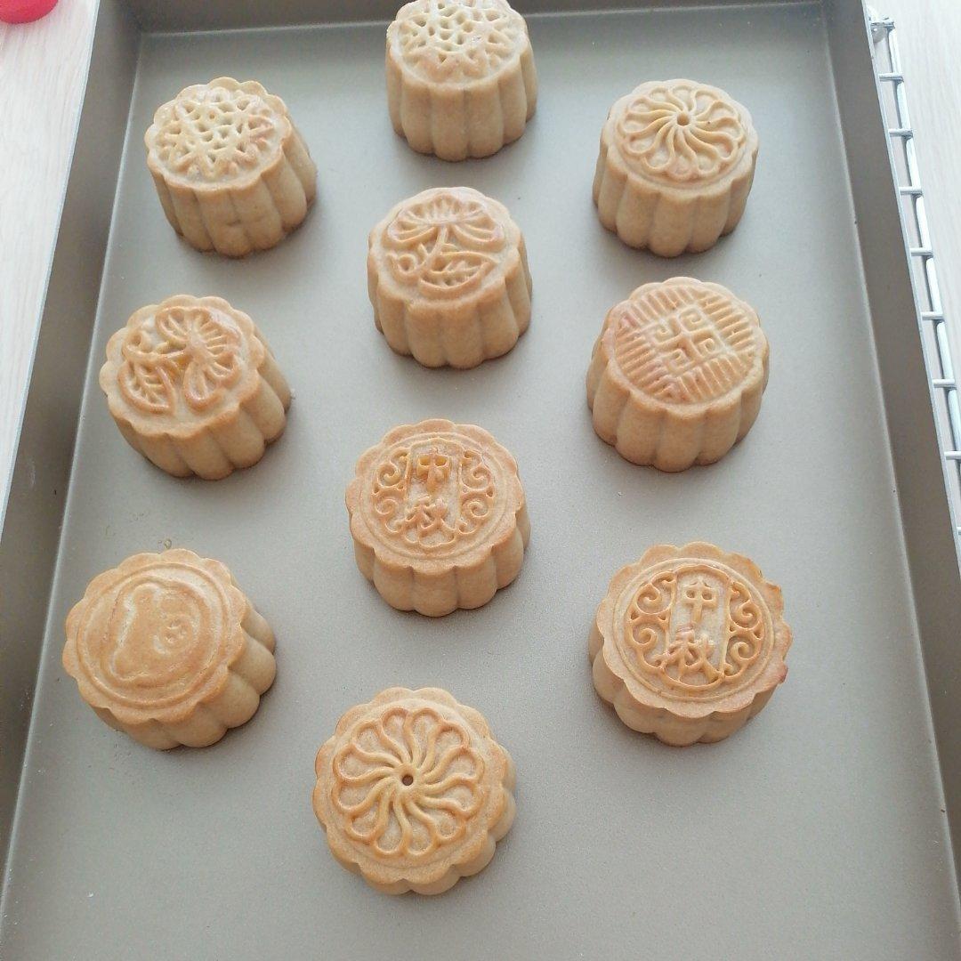 广式蛋黄莲蓉月饼🥮含50g~125g饼皮馅料比例🥮