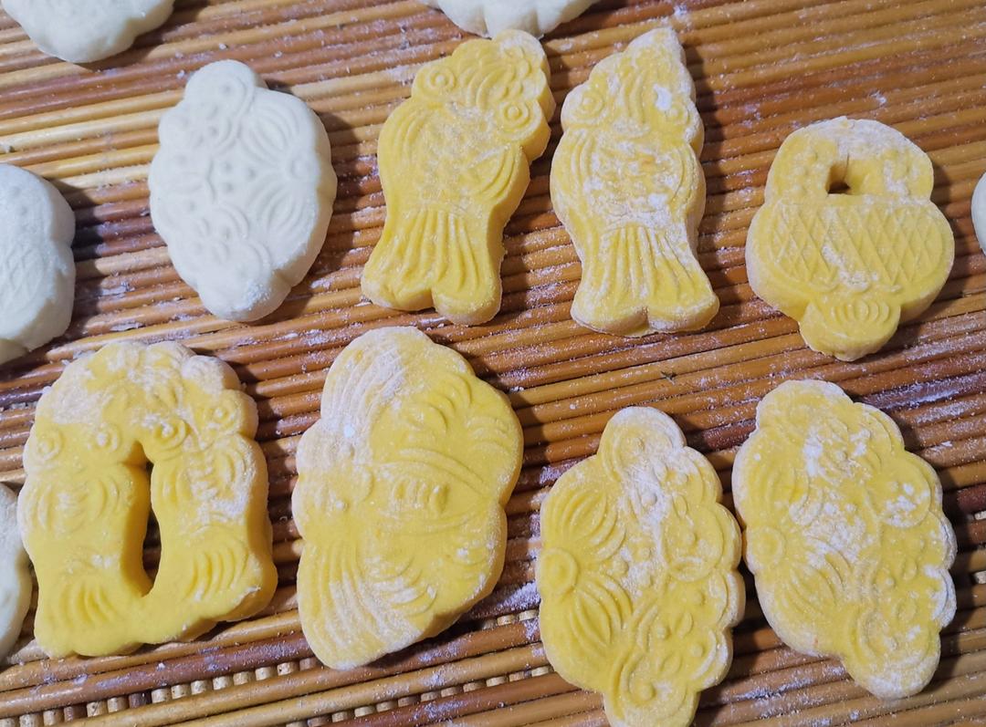 金灿灿的南瓜巧果