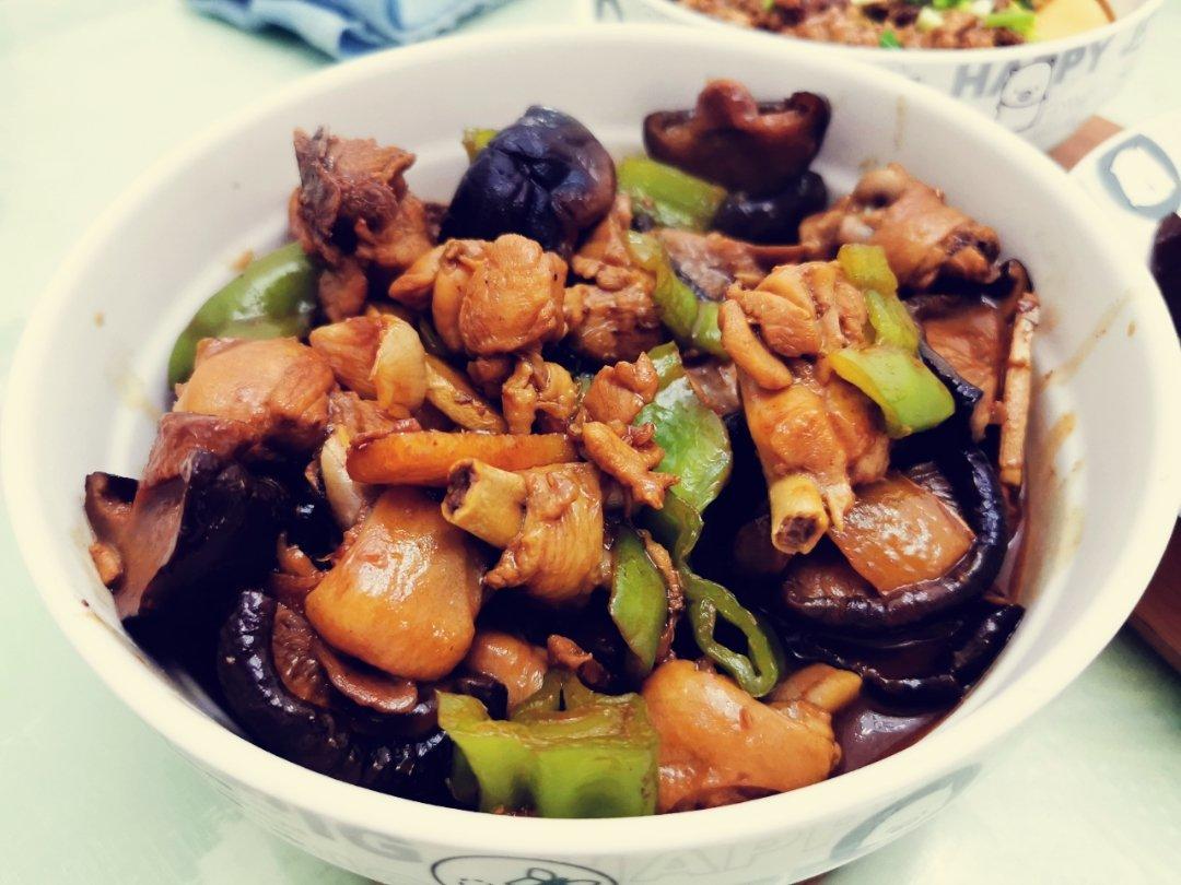 拌饭更好吃的黄焖鸡