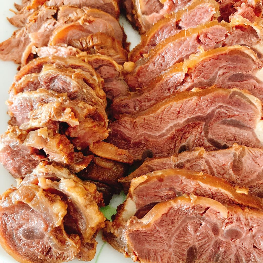 卤牛肉