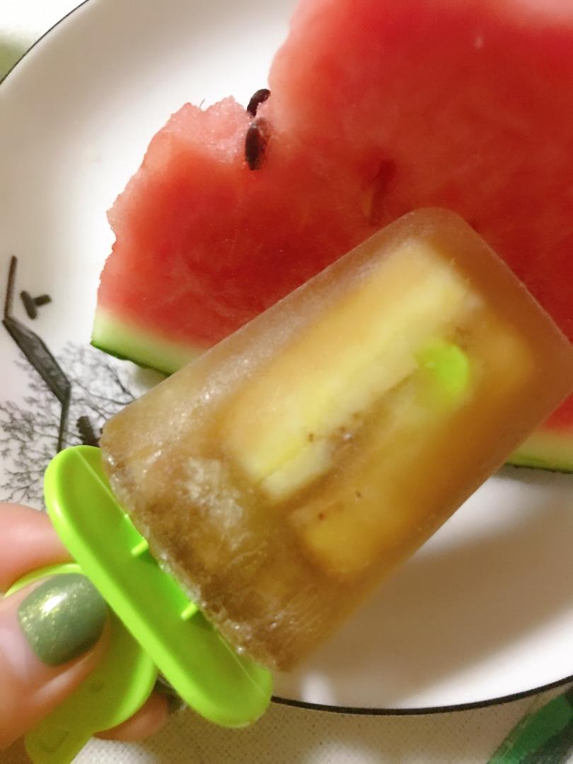 雪菇凉的厨房做的自制冰棍(西瓜口味)